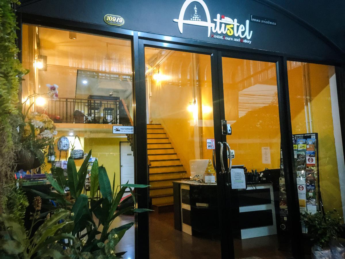 Artistel (Adults Only) Hostel Chiang Mai Ngoại thất bức ảnh